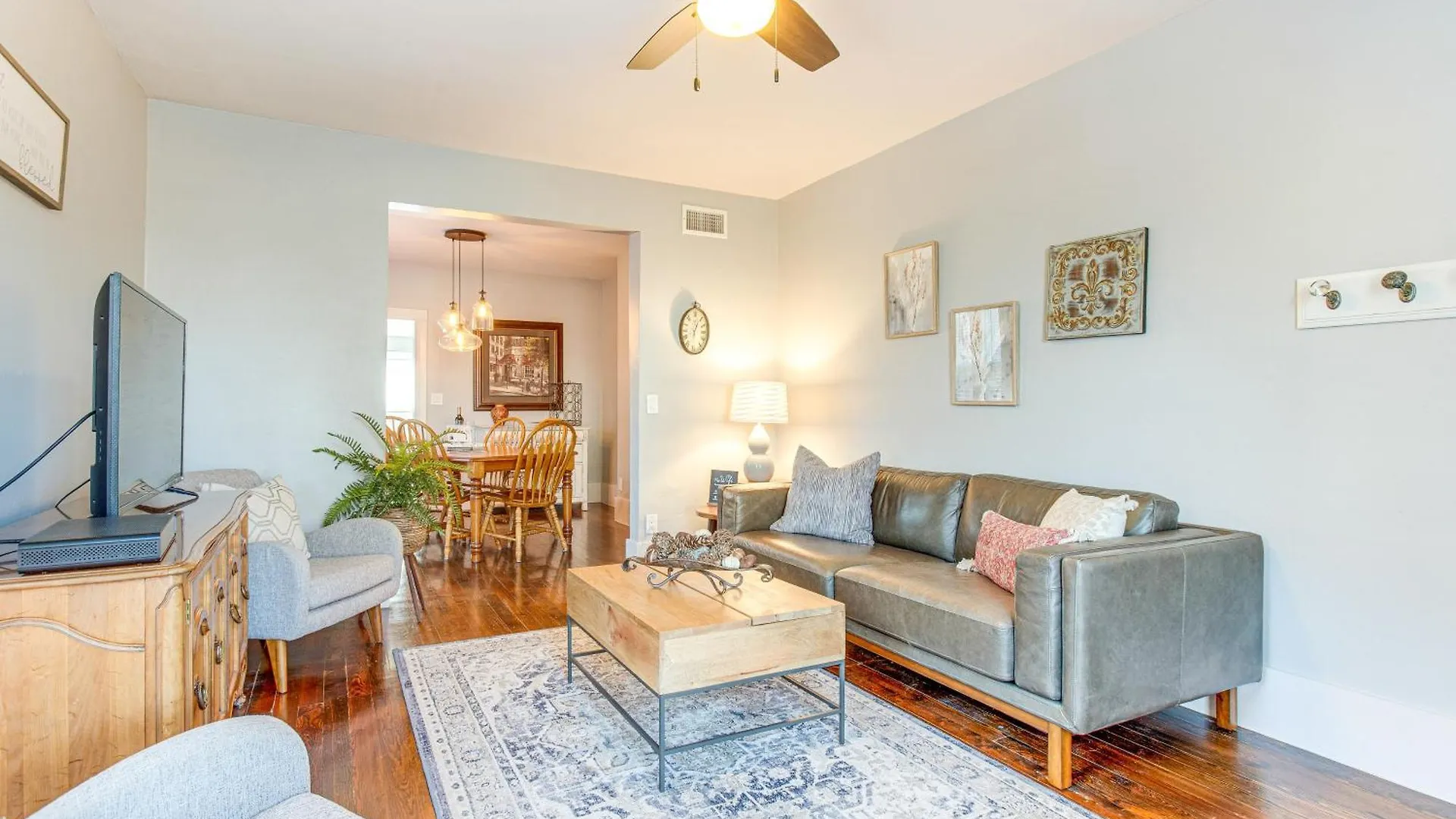 Bright Denver Bungalow With Backyard And Patio! 0*,