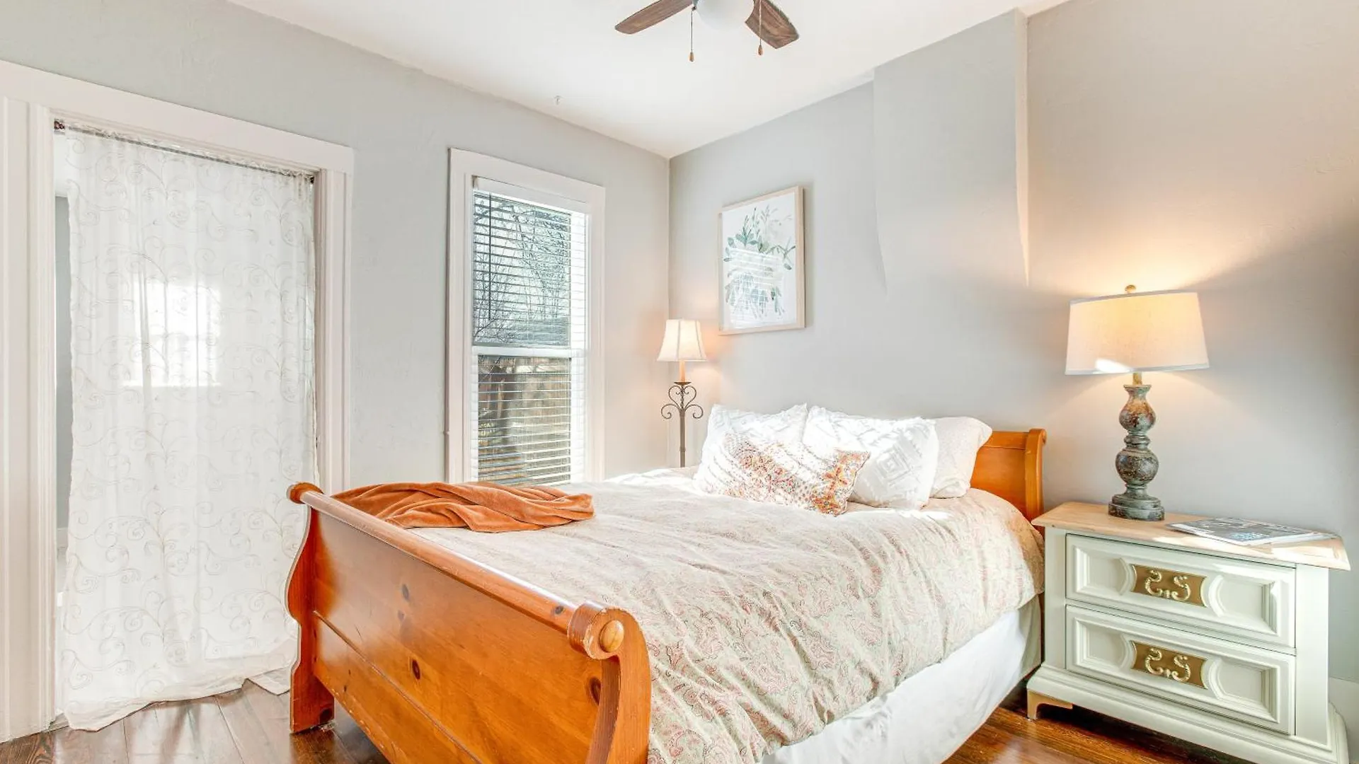 Bright Denver Bungalow With Backyard And Patio! 0*,  United States